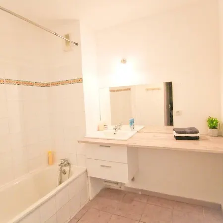 Piscine, Jardin, Parking, 3 Lit, A 700m De La Cite * Carcassonne